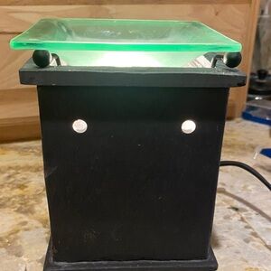 Scentsy Flint full size candle warmer